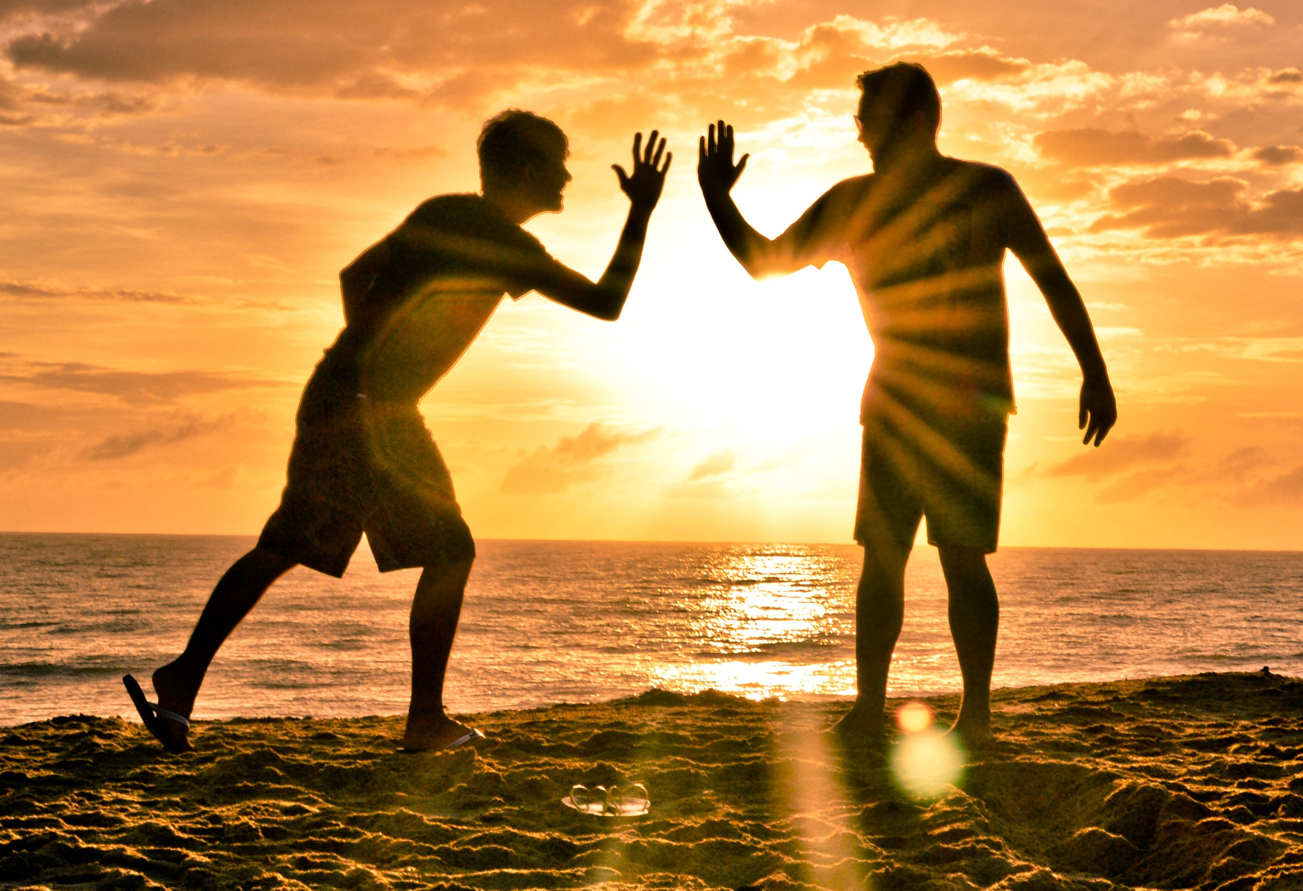 Angedacht - 3,3 Freunde*